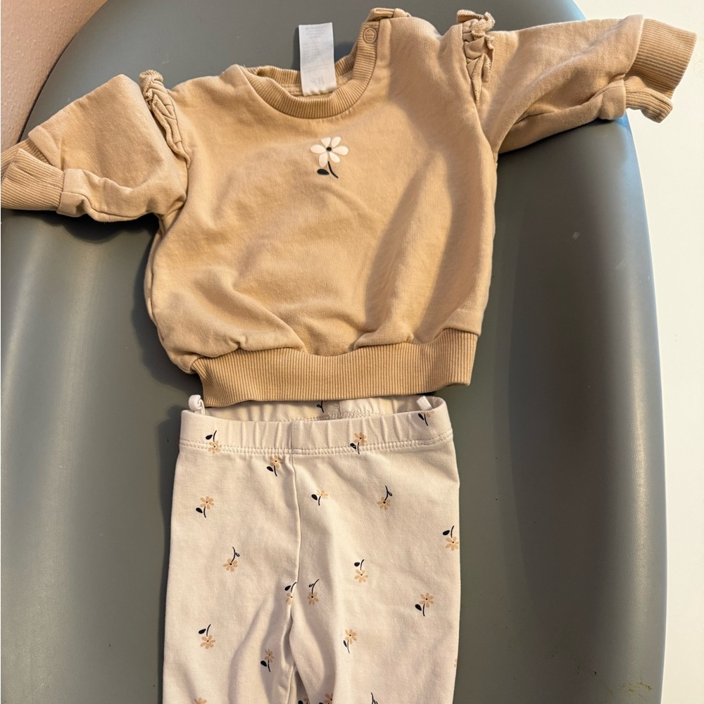 H&M sweatshirt and matching legging